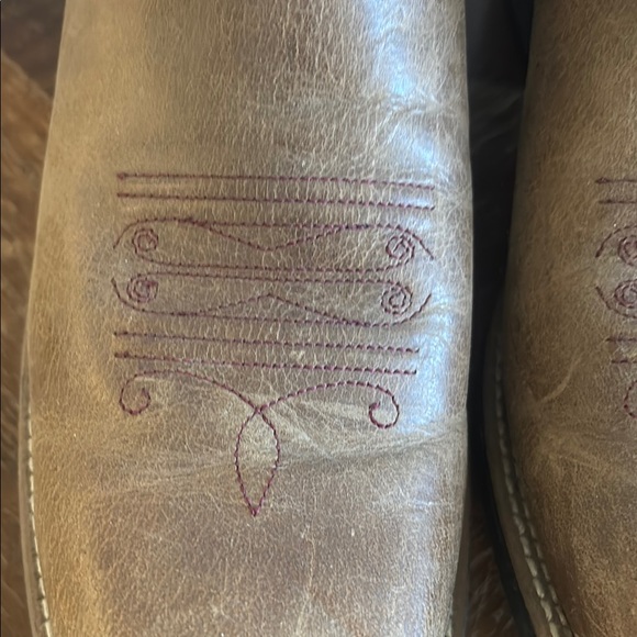 Ariat Women's Brown and Cream Western Boots - Picture 7 of 7